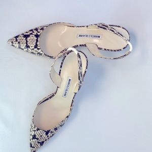 MANOLO BLAHNIK Snake Skin Slingback Pumps